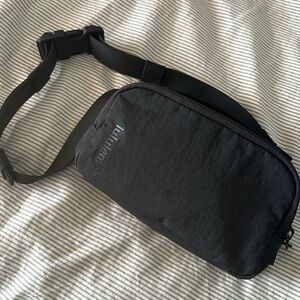 Lululemon mini belt bag